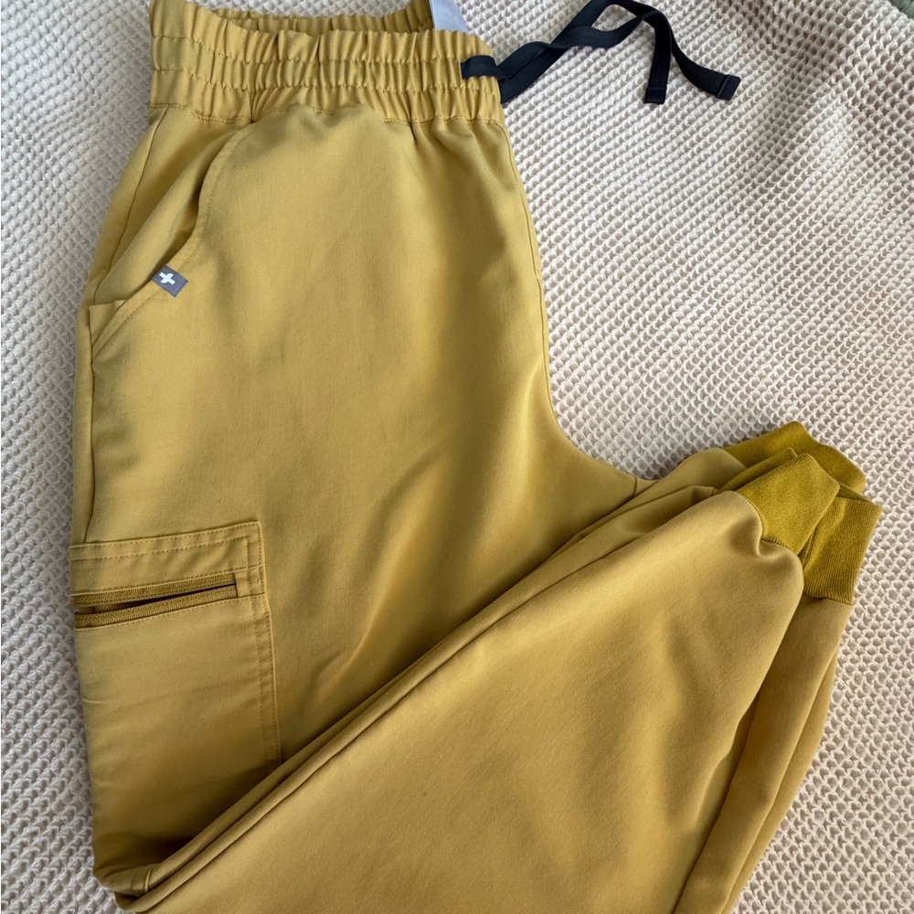 Figs Scrunch waist Zamora LP GOLD
